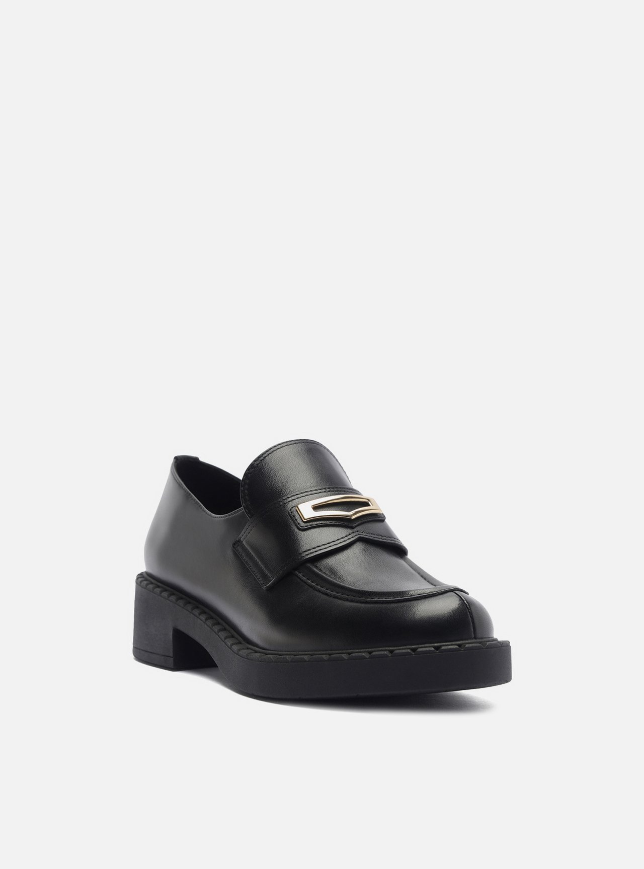 Mocassim Preto Couro Salto Bloco Metal — foto 2