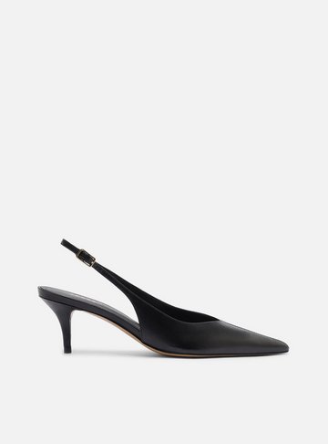 Scarpin Preto Couro Salto Kitten Slingback