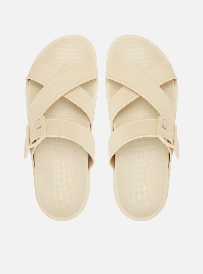 Sandália Papete Off-White Fivela Lara Brizza