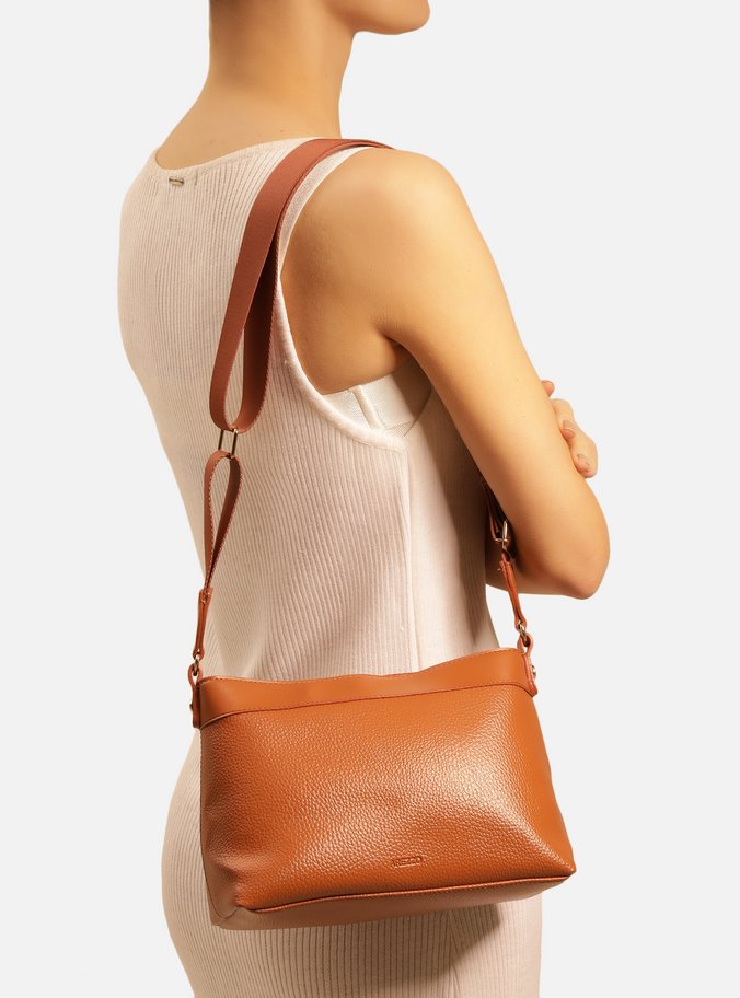 Bolsa Tiracolo Média Marrom