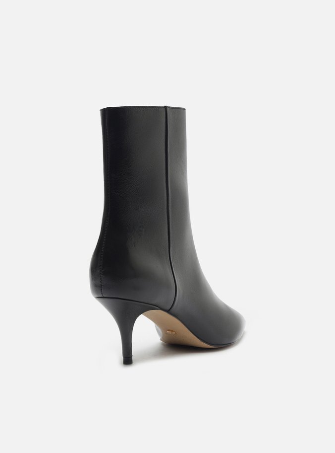 Bota Preta Couro Cano Curto Salto Baixo