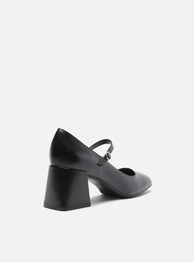 Sapato Boneca Preto Couro Salto Bloco Tira Fivela