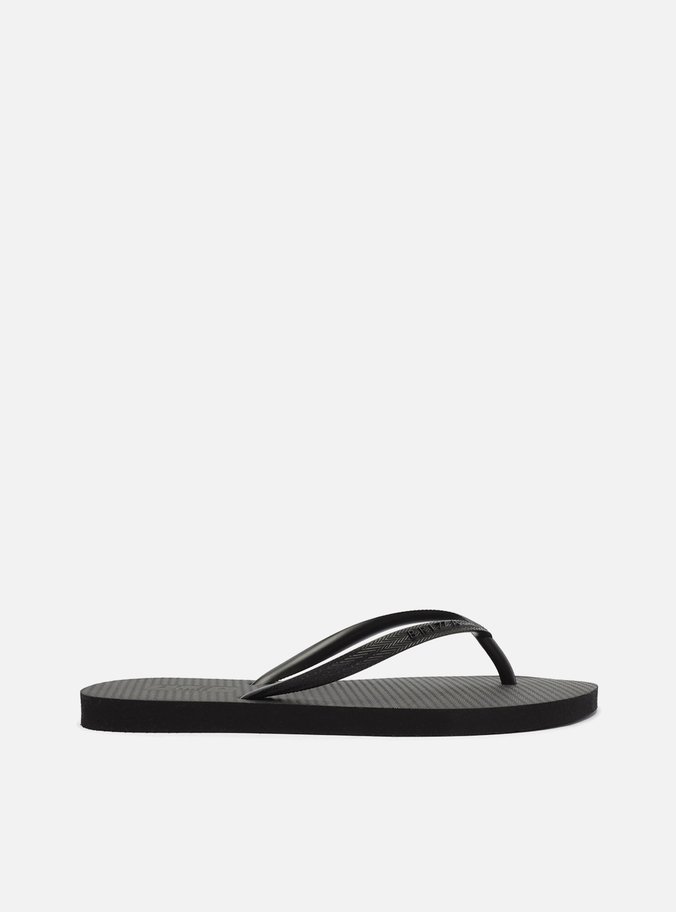 Chinelo de Dedo Preto Essential Brizza