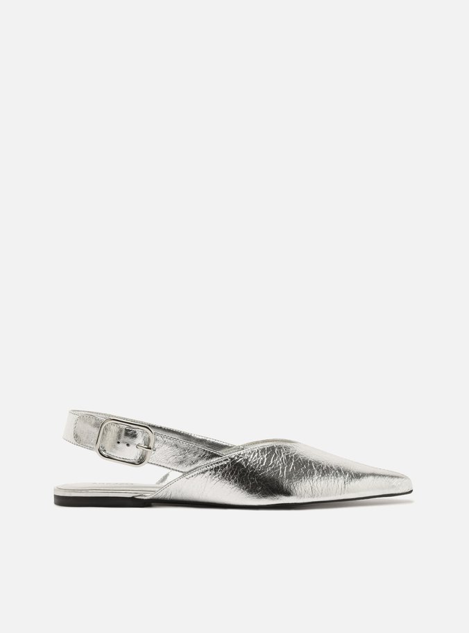 Sapatilha Prateada Bico Fino Fivela Slingback