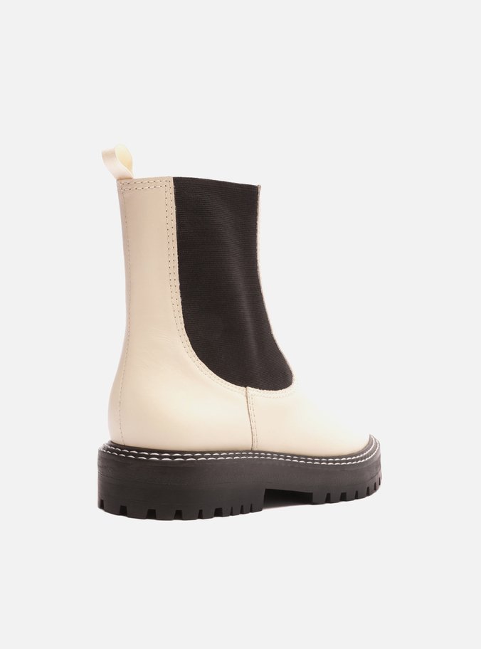 Bota Off-White Couro Cano Médio Tratorada Chelsea