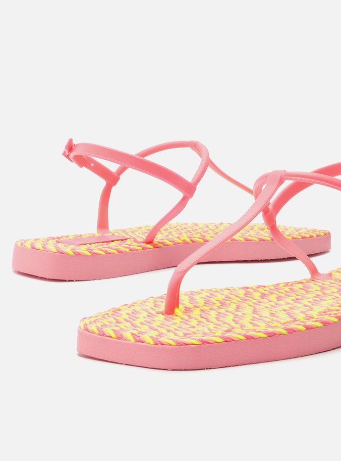 Sandália Rasteira Rosa Square Thong Crochê Brizza