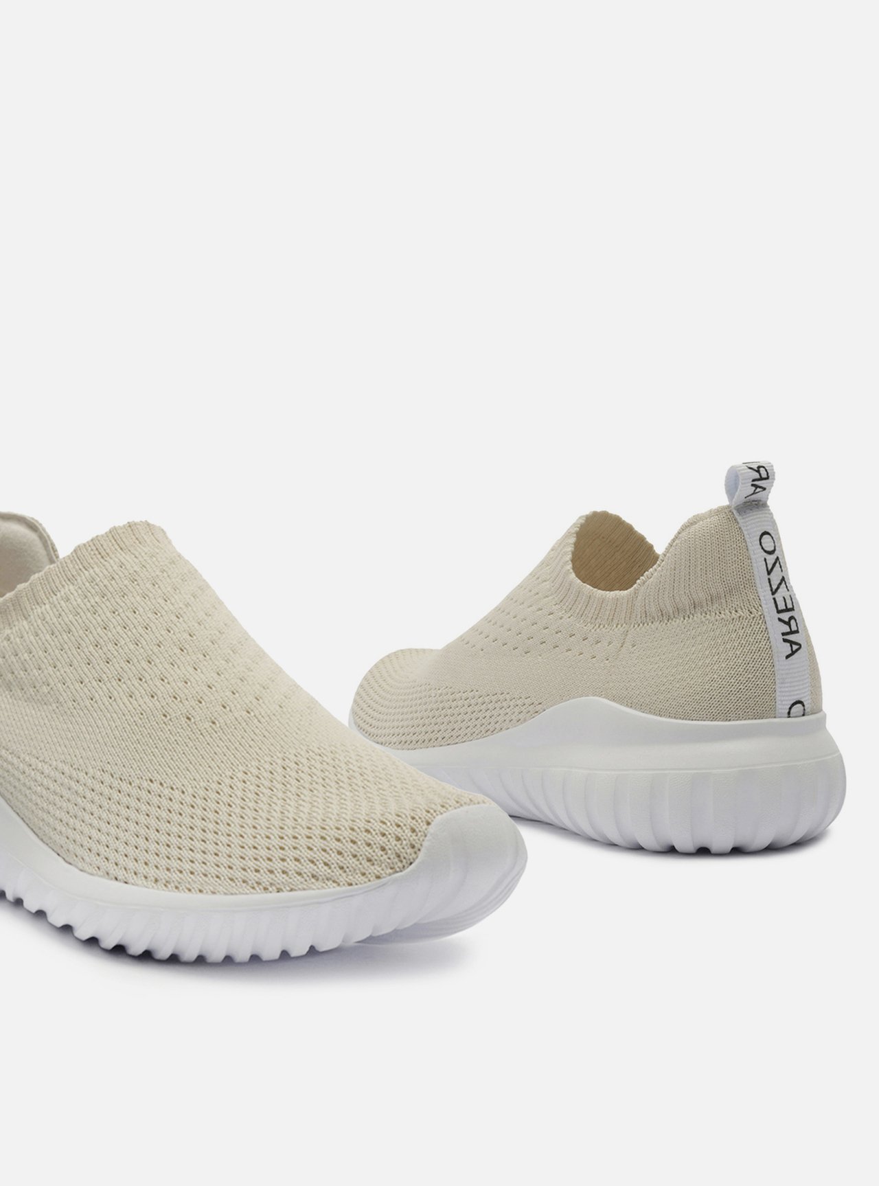 Tênis Slip On Creme Knit Tratorado — foto 4