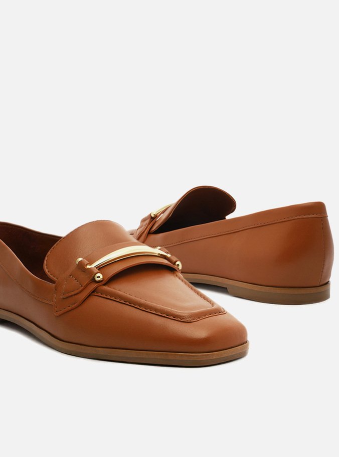 Mocassim Marrom Bridão Metálico Moderno