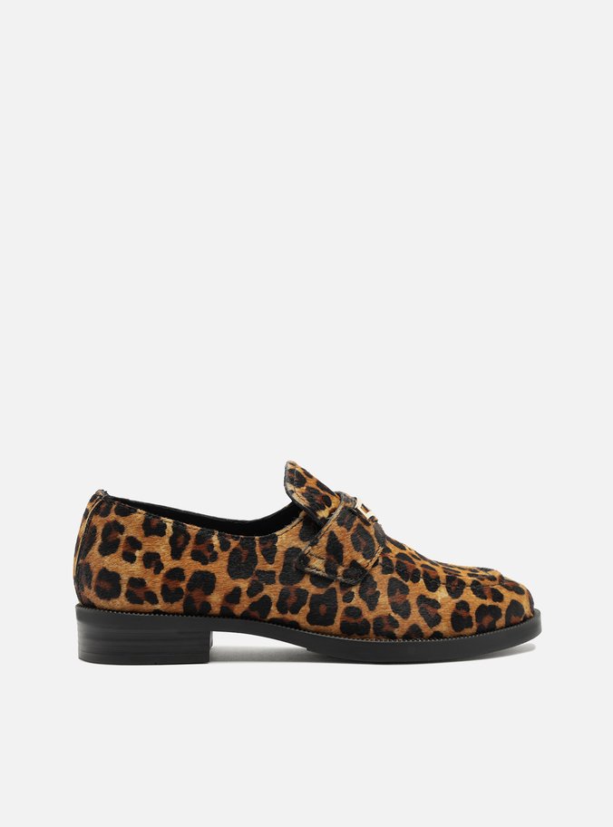 Mocassim Animal Print Bico Redondo Retrô Metal