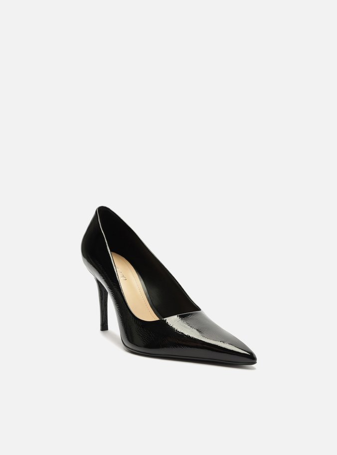 Scarpin Preto Verniz Salto Fino Bico Fino