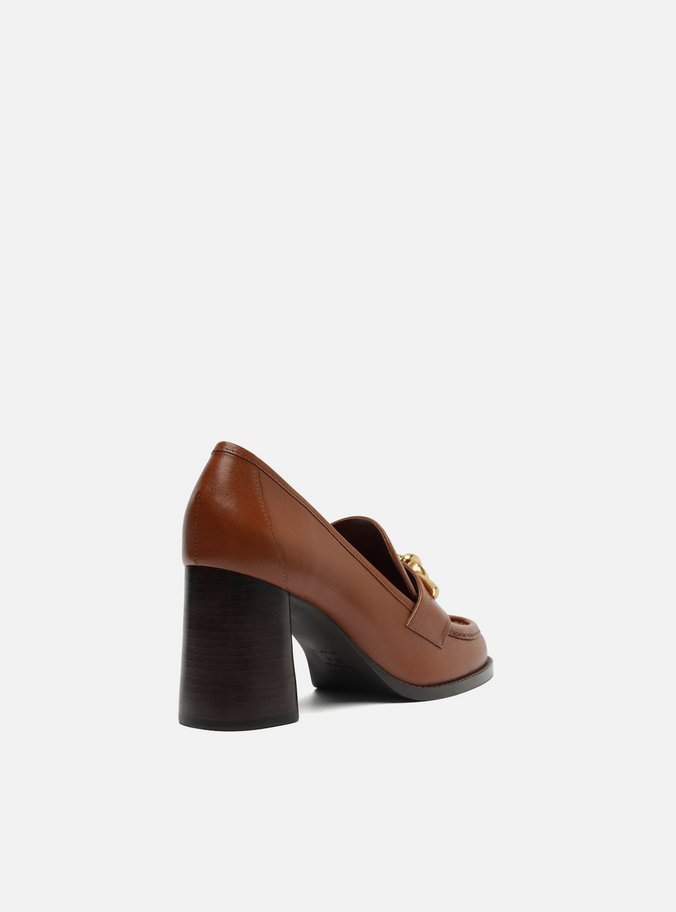 Loafer Caramelo Couro Salto Bloco Metal Nó