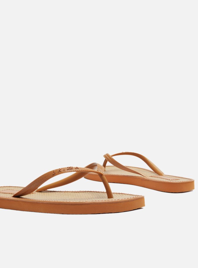 Chinelo de Dedo Marrom Essential Brizza