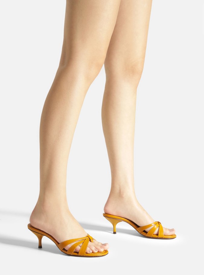 Tamanco Amarelo Salto Kitten Tiras