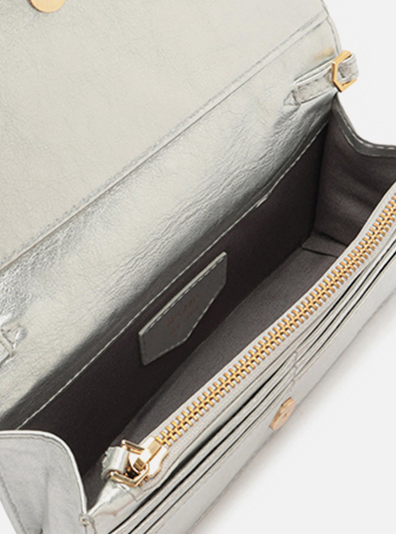 Bolsa Clutch Prateada Couro Pequena Corrente — foto 4