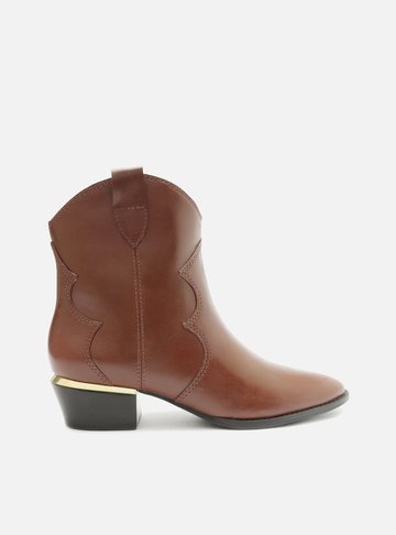 Bota Marrom Couro Cano Curto Salto Baixo West