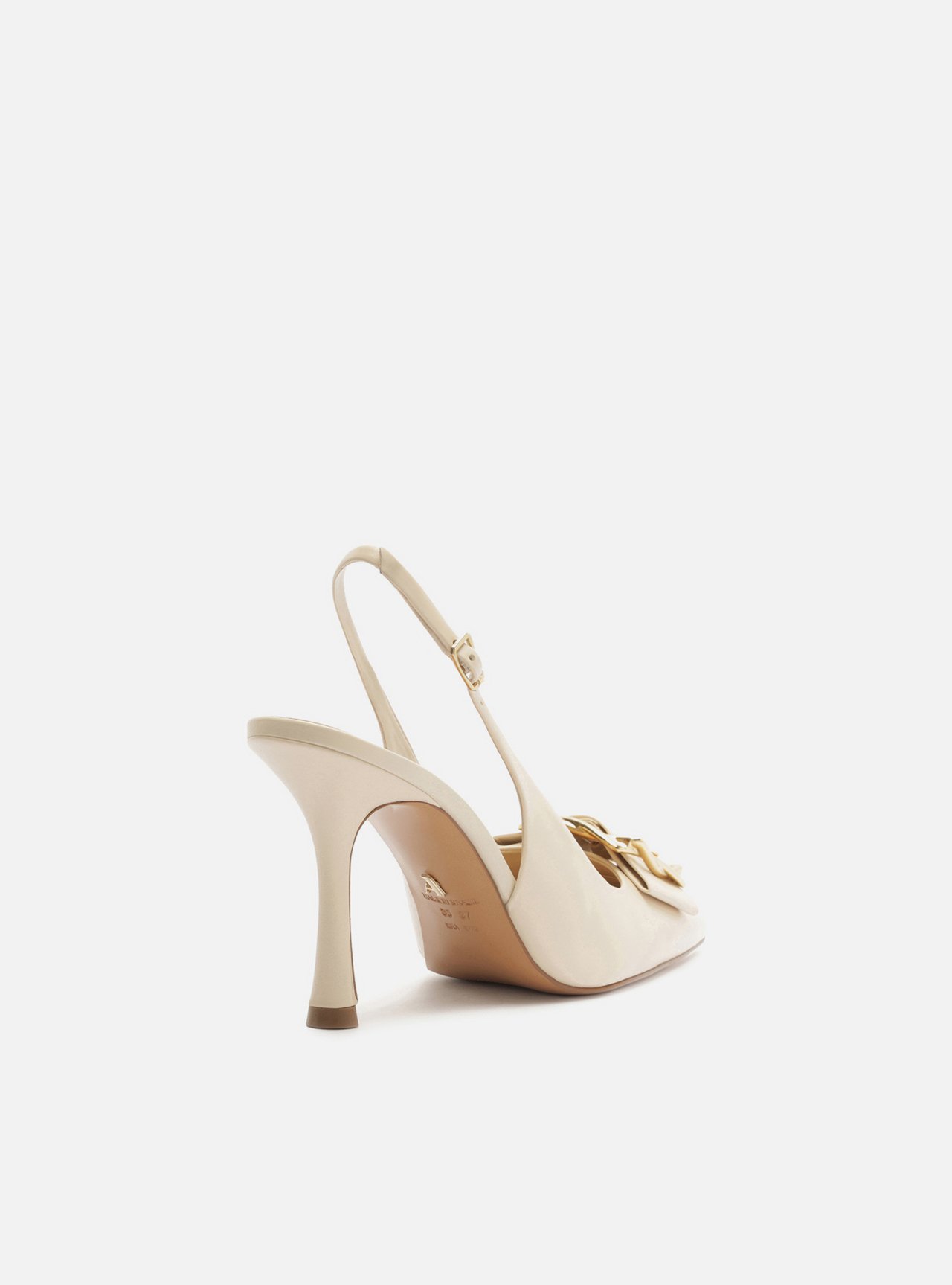 Scarpin Off-White Couro Slingback Salto Alto Fivela — foto 3