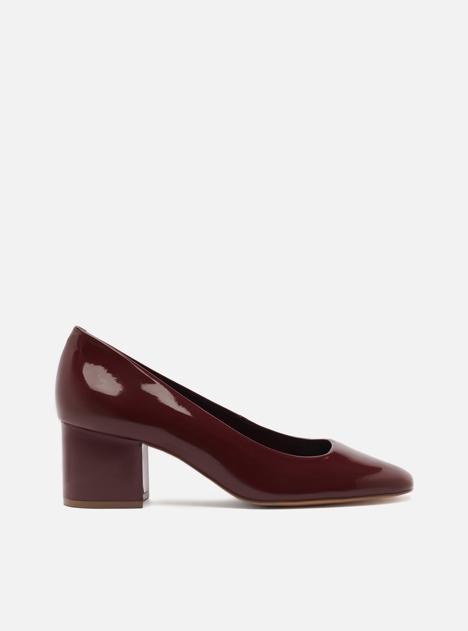 Scarpin Vermelho Verniz Salto Médio Bloco