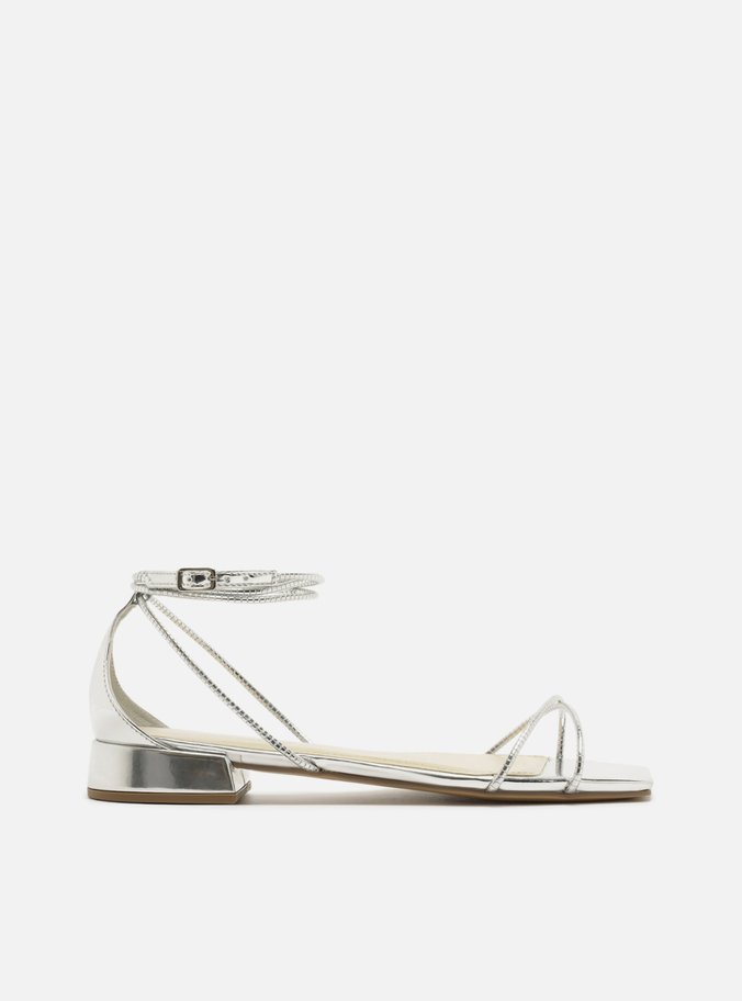 Sandália Rasteira Prata Tiras Cruzadas