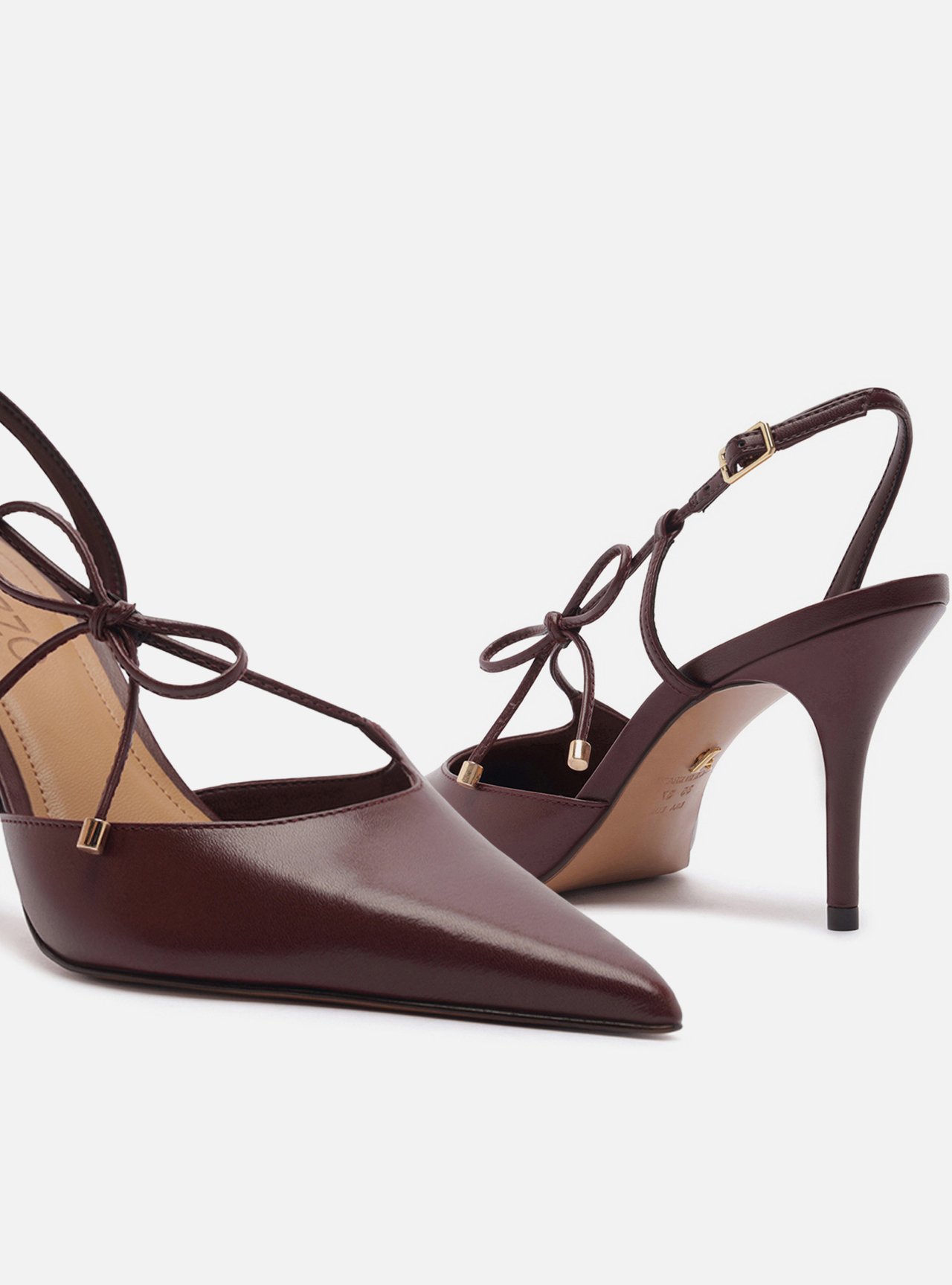 Scarpin Vermelha Couro Slingback Salto Fino Lacinho — foto 4