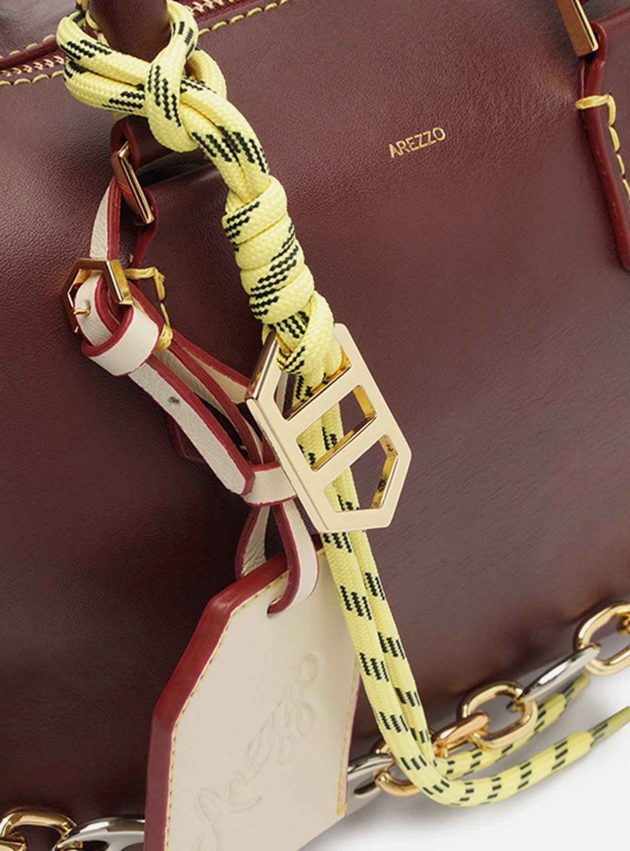 Bolsa Bowling Bordô Couro Média Alça Corrente — foto 6