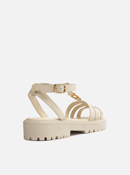 Papete Off-White Couro Salto Baixo Tratorada