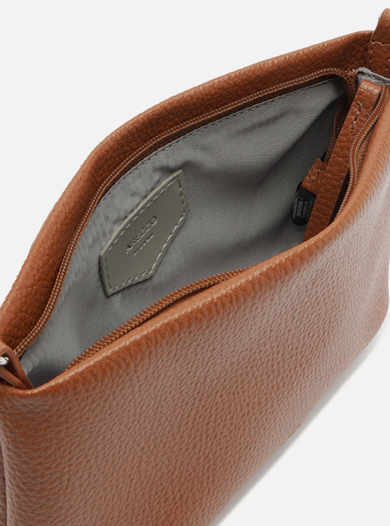 Bolsa Tiracolo Marrom Pequena Corrente Básica — foto 4