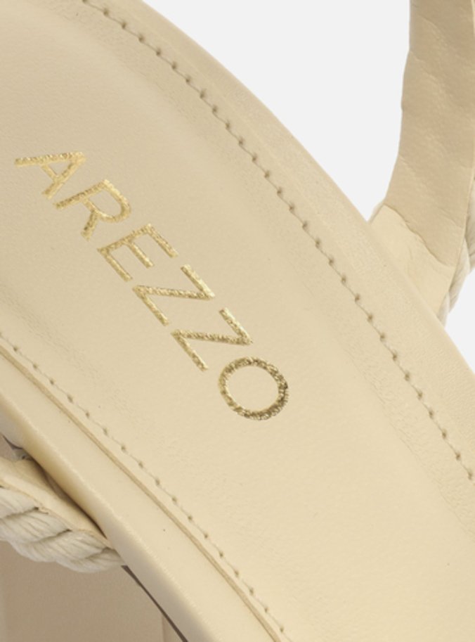 Sandália Off-White Cordão Salto Médio Bloco
