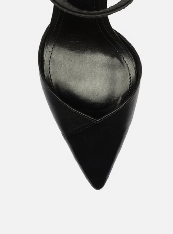 Scarpin Preto Couro Salto Baixo Bico Fino Ankle Strap