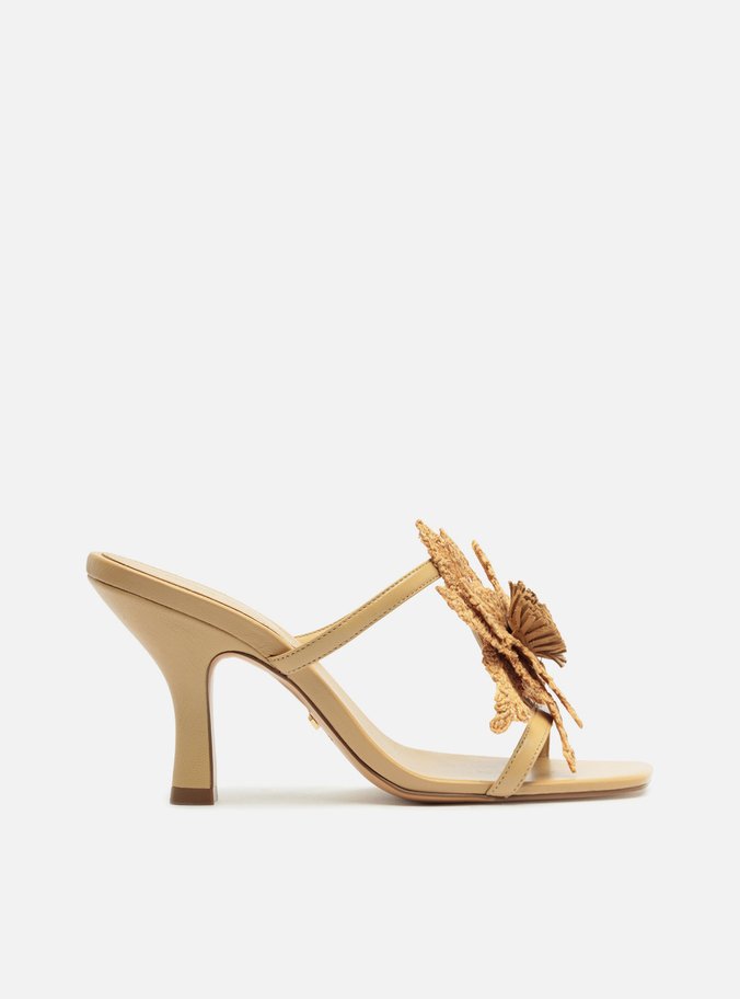 Sandália Bege Couro Salto Fino Flor