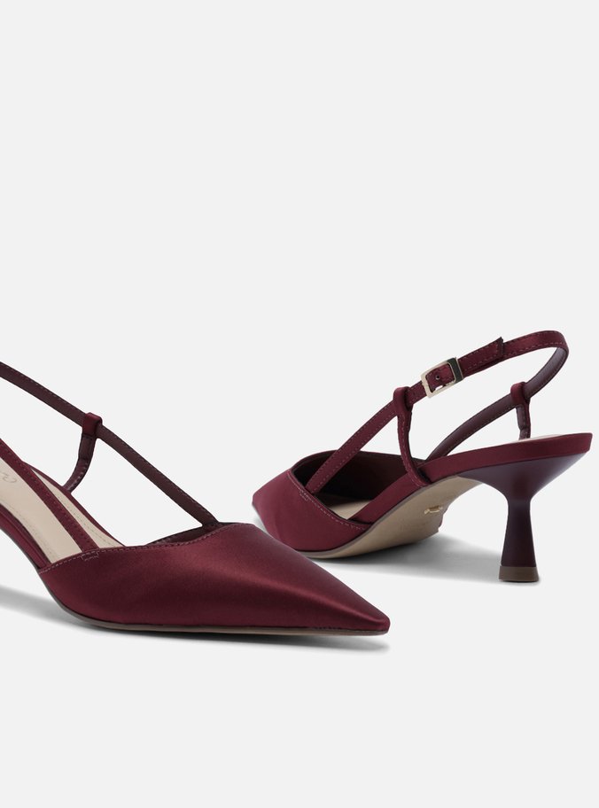 Scarpin Vermelho Cetim Salto Baixo Geométrico
