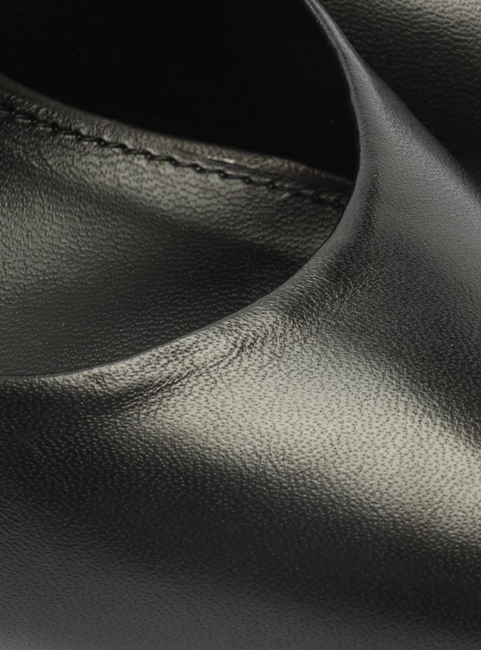 Scarpin Preto Salto Bloco