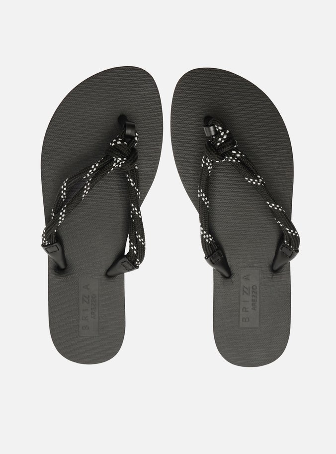 Chinelo de Dedo Preto Essential Cordão