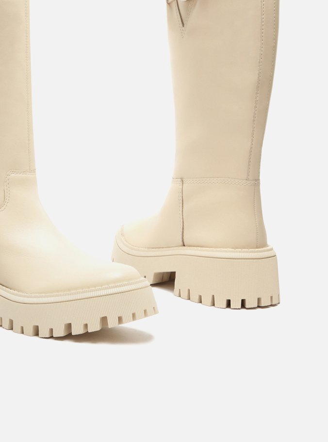 Bota Off-White Couro Cano Longo Tratorada