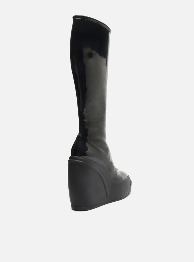 Bota Preta Verniz Cano Longo Felipa