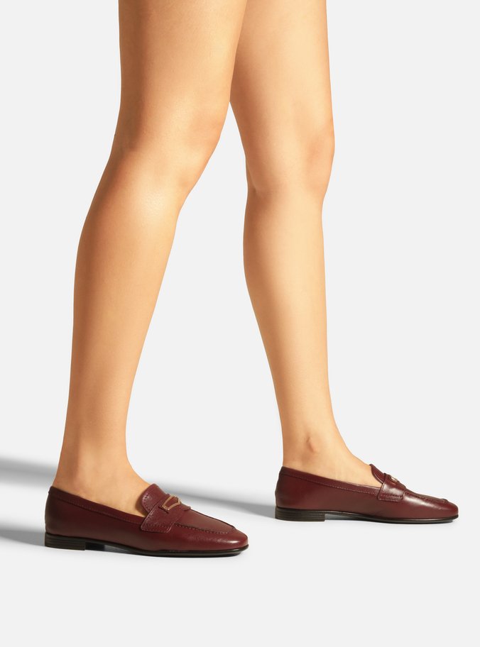 Mocassim Vermelho Couro Tira Metal