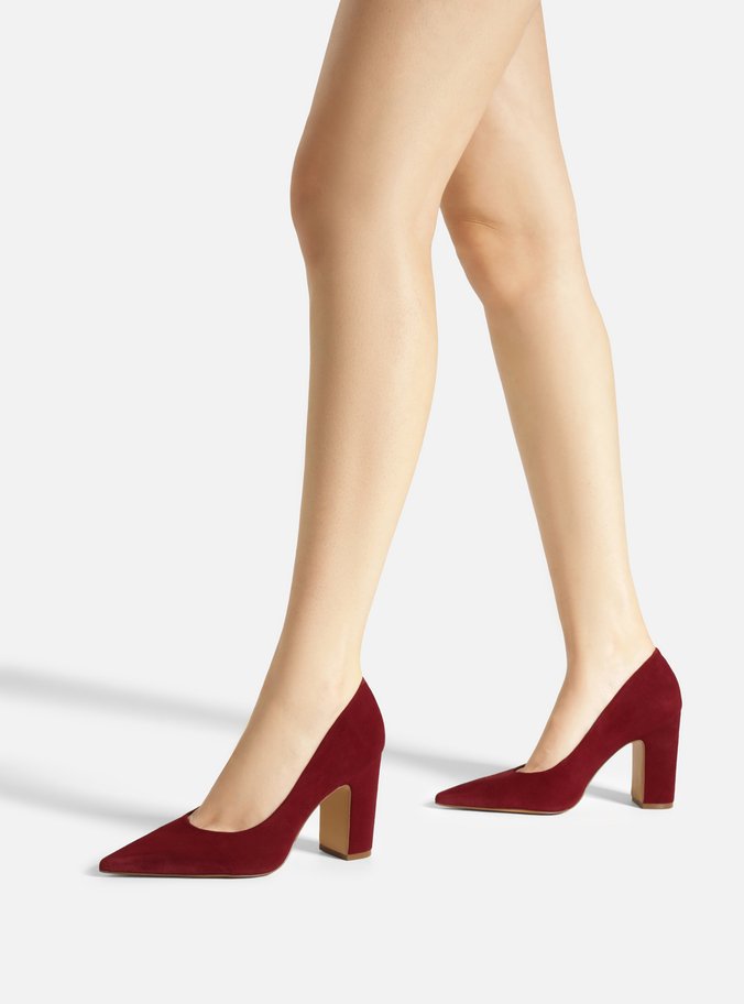 Scarpin Vermelho Acamurçado Salto Alto Bloco