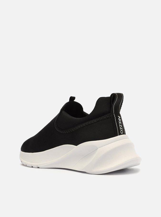 Tênis Slip On Preto Tecido Emborrachado