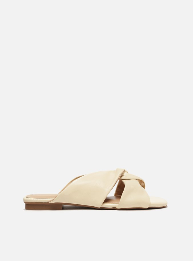 Rasteira Off-White Tiras Largas Flats