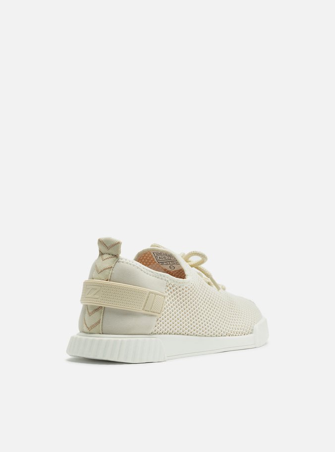 Tênis Off-White Elástico