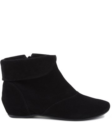 Bota Basic Preta