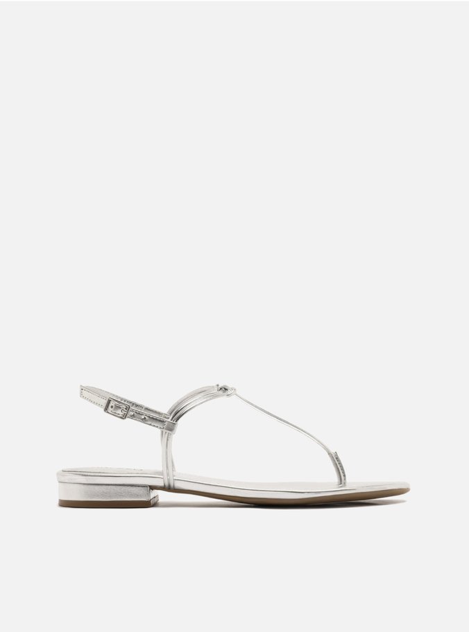 Sandália Prata Rasteira Slim Enlace Central