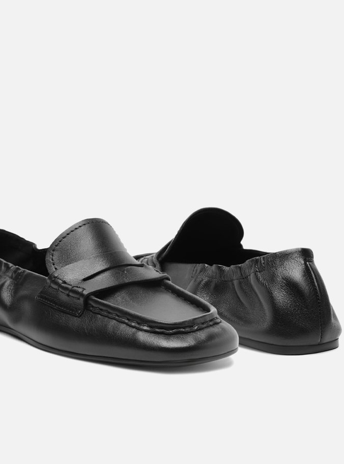 Mocassim Preto Couro Bico Quadrado Soft