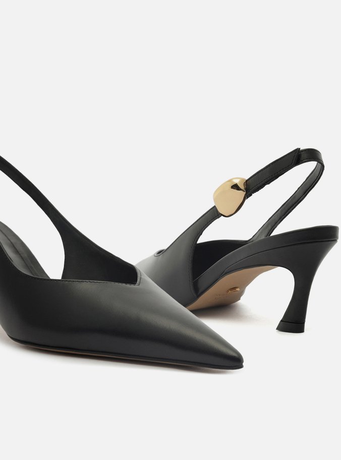 Scarpin Preto Couro Salto Kitten Metal