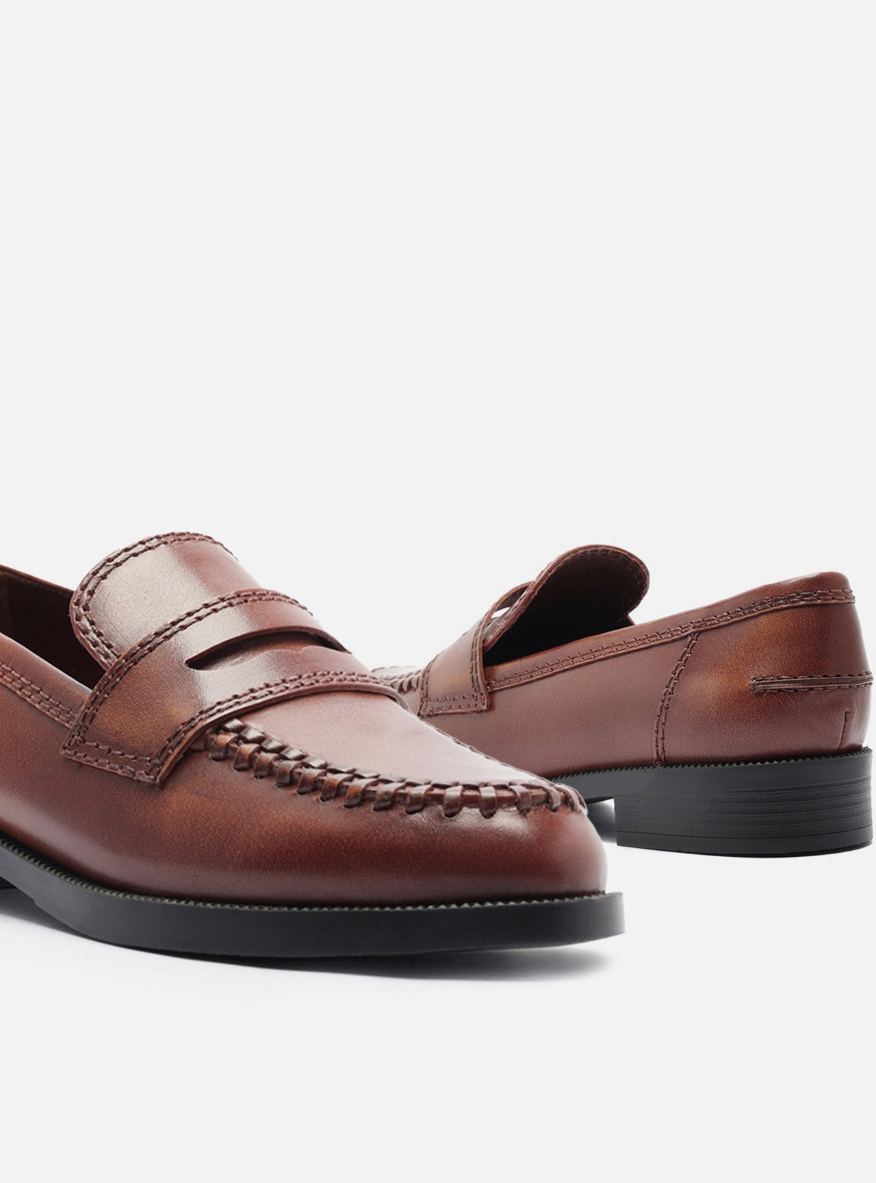 Mocassim Caramelo Couro Bloco Costuras — foto 4