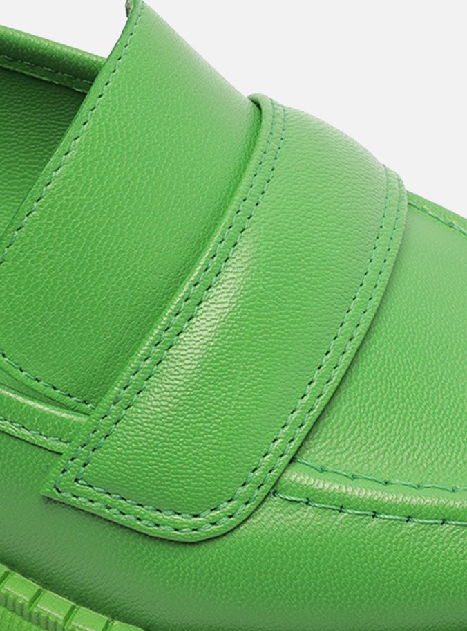 Mocassim Verde Couro Sola Tratorada Tira