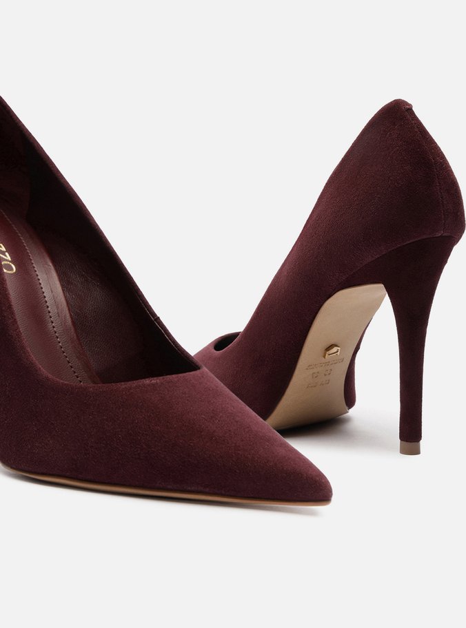 Scarpin Vermelho Camurça Salto Alto Clássico