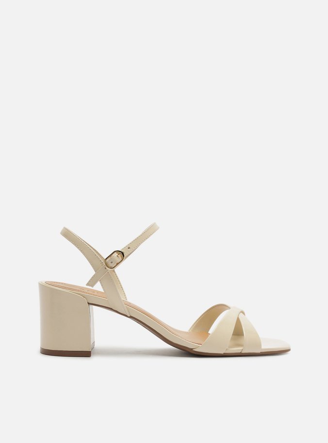 Sandália Branca Couro Salto Bloco Tiras