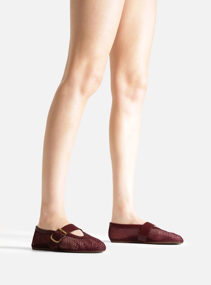 Sapatilha Bordô Tela Fivela Dourada