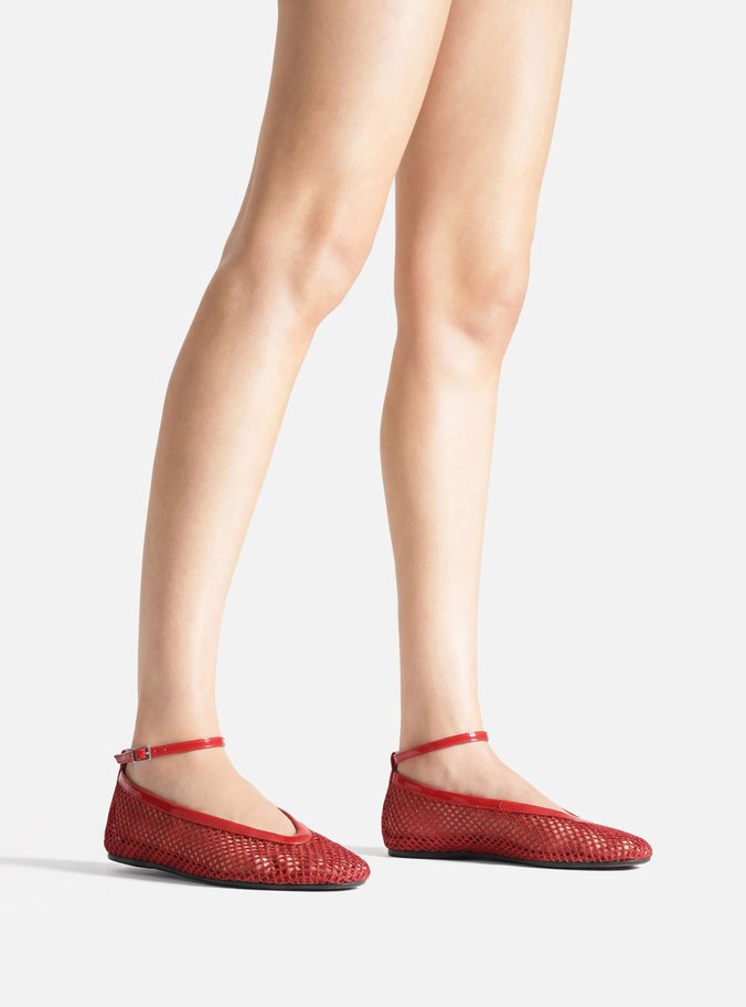 Sapatilha Vermelha Bico Redondo