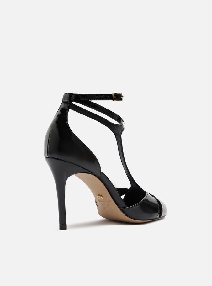 Scarpin Preto Verniz Salto Alto Tira Recortes